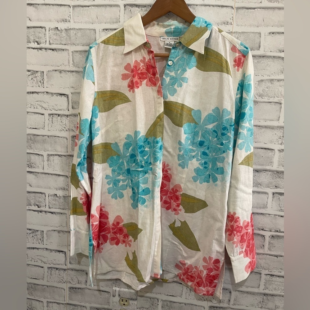 Women’s Caroline Kendrick white linen blend button down w/pink & blue flowers M